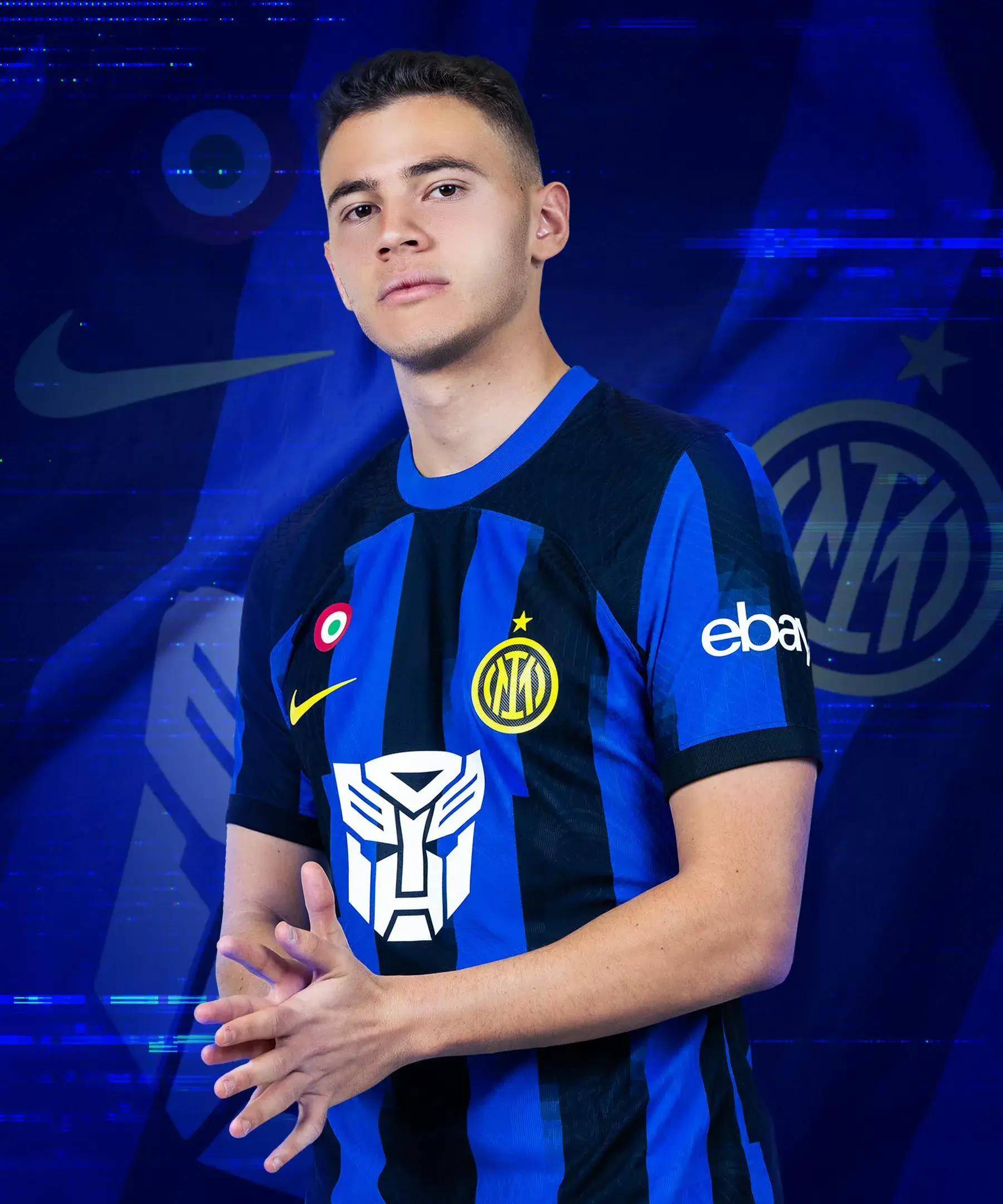 后场人手快 后场人手快