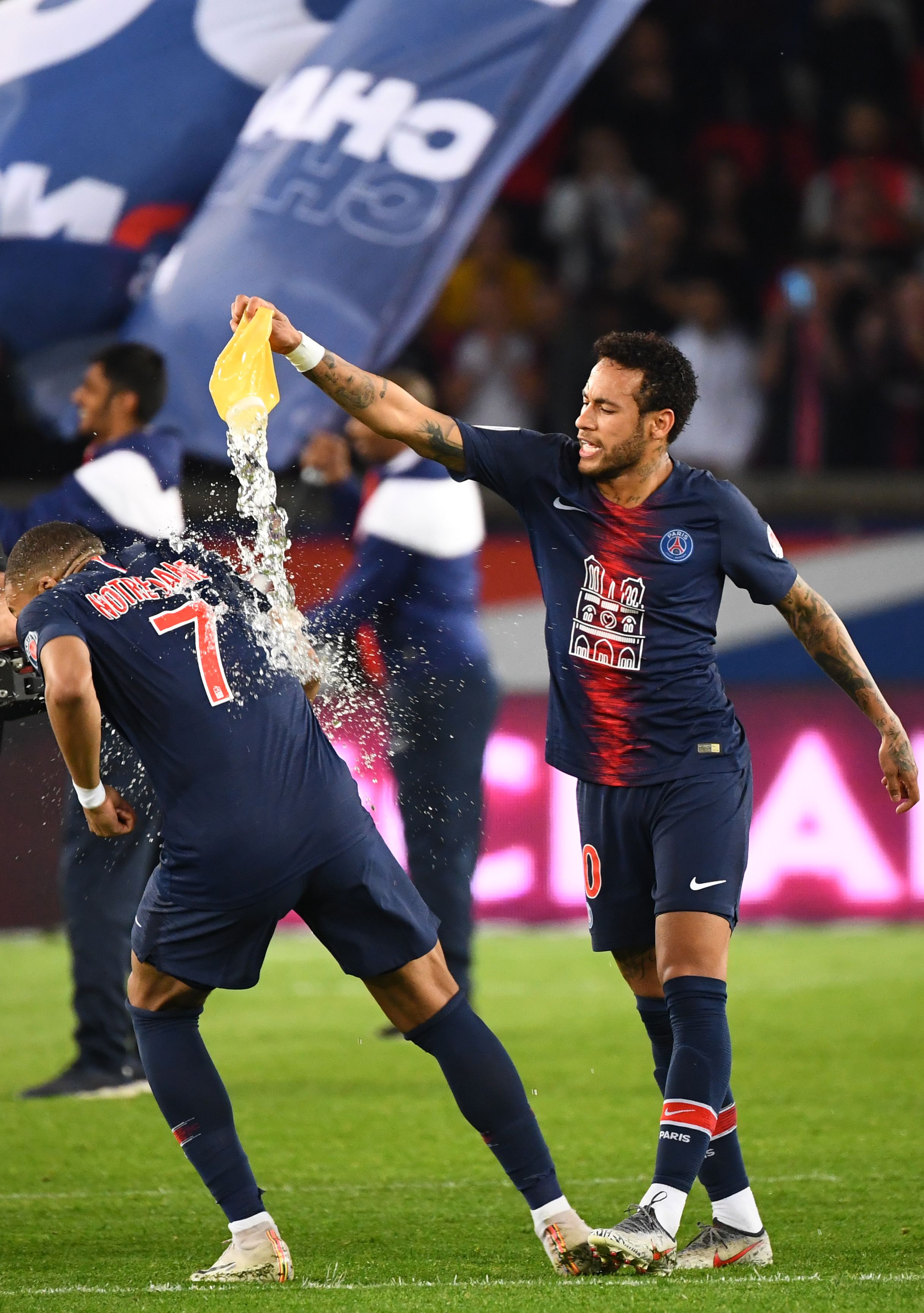 边看边玩 边看边玩